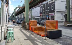 Parklet auf der Höhe Kaiserstraße 15
